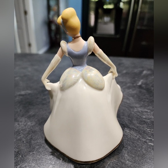 Disney Lenox Cinderella - Picture 2 of 3